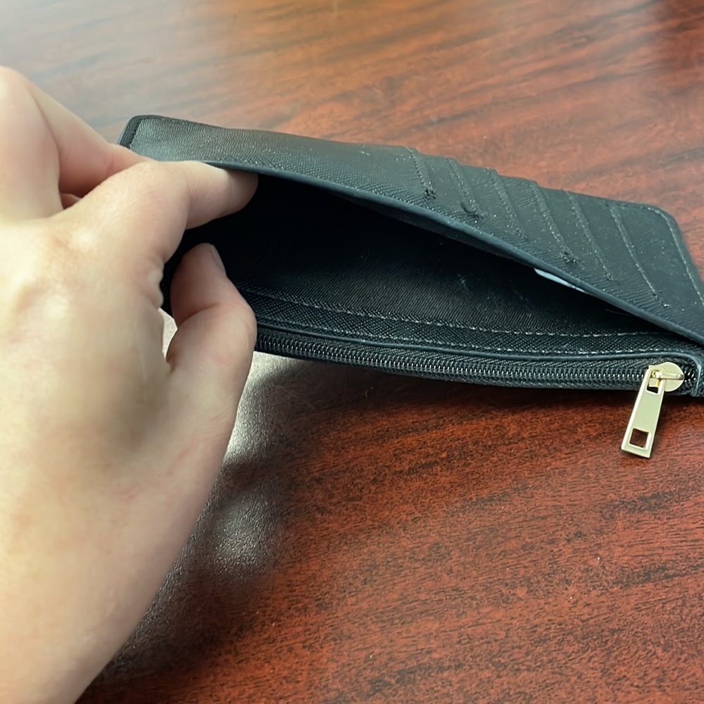 Wallet - Picture 3 of 4